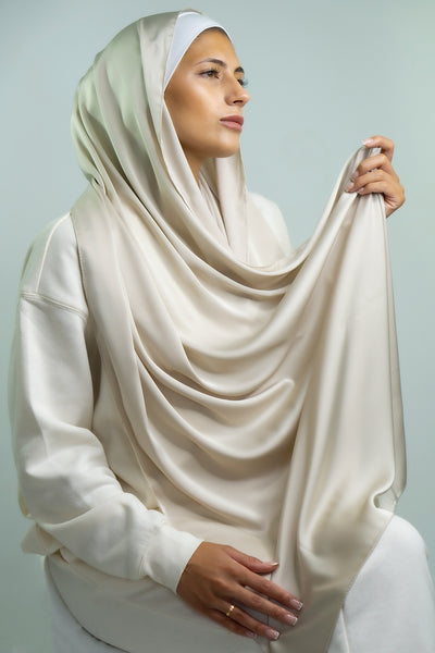 Satin Hijab | Champagne