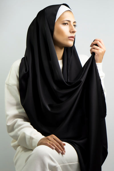 Satin Hijab | Black Velvet